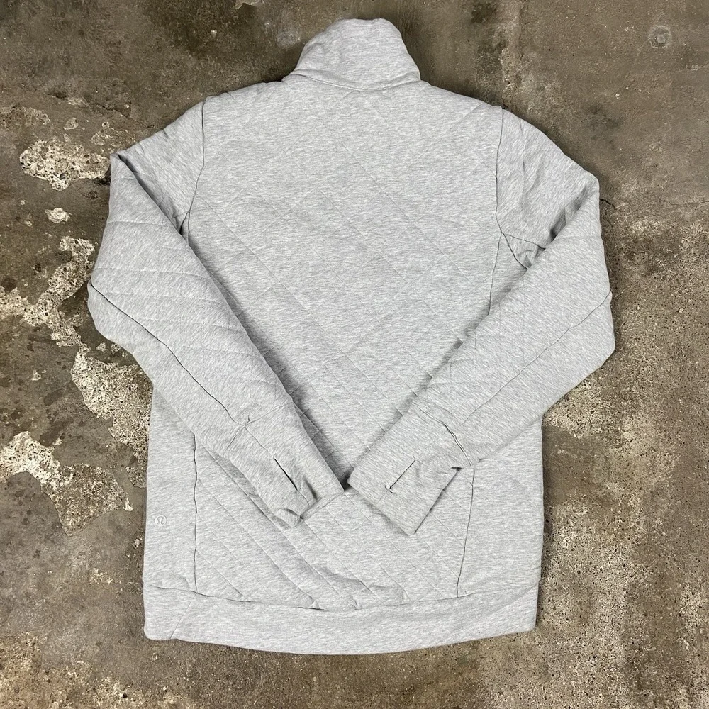 Lululemon 1/2 Zip Sweatshirt Women's Size Large Gray Quilted Pullover Active‎